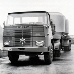 05-henschel 54083