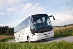 Klasika na výlety a delší cesty – Neoplan Tourliner.