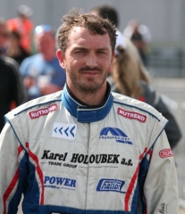 David Vršecký bojuje v závodech tahačů jako lev, není divu zkušeností má dost – je dvojnásobný Mistr Evropy z let 2008 a 2009.