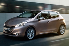 peugeot-208-prev-14 55543