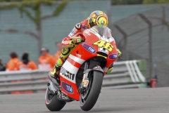 01-motogp-rossi 58217