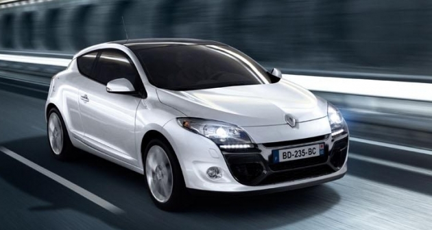 renault-megane-2012-05 58598