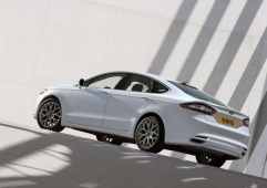 ford-mondeo-2013-prev-1 59322