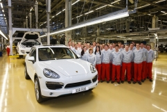 porsche-cayenne-100000 59386