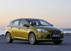 ford-focus 61045