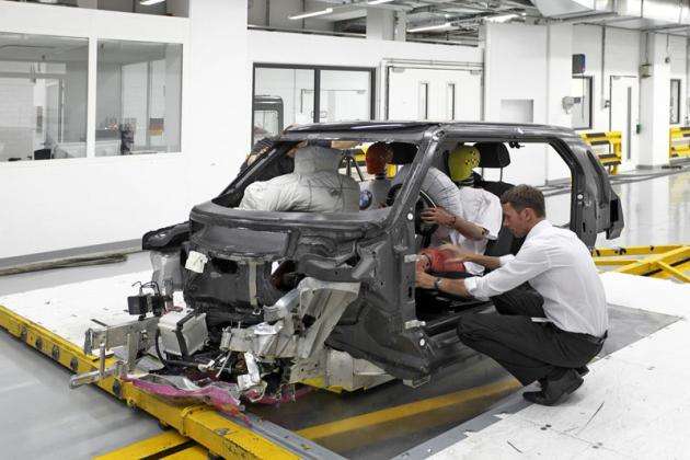 Zkušební modul kabiny BMW i3 z uhlíkových kompozitů