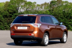 mitsubishi-outlander-2012-(2) 61493