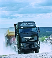 Nejsilnější z nejsilnějších sériově vyráběných silničních tahačů v evropském prostoru Volvo FH16 750 (2011).
