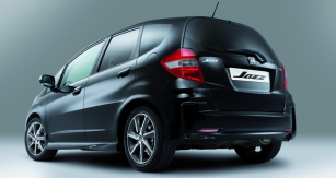 honda-jazz-si-(1) 61600