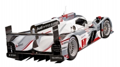 Audi R18 Ultra pouze s pohonem zadních kol bez hybridního systému (2012)