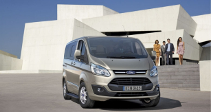 Nový Ford Tourneo má úplně změněný design