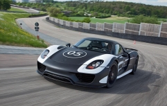 porsche-918-spyder-prototypy-2 64069
