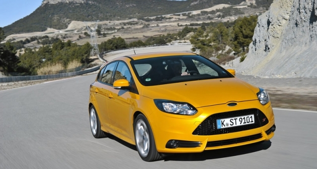 01b-focusst 64764