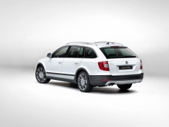 skoda-superb-outdoor-1 64926