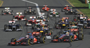 McLareny v čele Velké ceny Austrálie (vítěz Button před Hamiltonem)