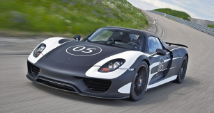 Porsche 918 Spyder prochází intenzivním testováním