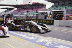 Team Lotus také v LMP2 (typ vozu Lola B12/80 Lotus-Judd)