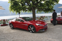 Zajímavou premiérou byl Aston Martin Project AM310, předobraz nového sériového typu
