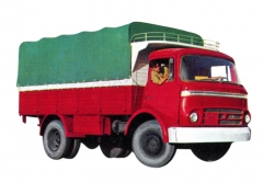 Nákladní vozy Barreiros nesly jména Saeta, Azor, Super Azor a Centauro; budky vycházejí z licence Berliet (1966)