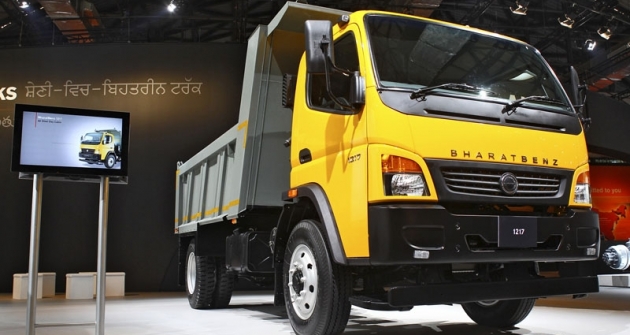 Nejlehčí produkt BharatBenz 1217 vychází z populárního typu Fuso Canter