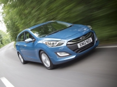 hyundai-i30-sw-2013-(3) 67512