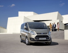 novy-ford-tourneo-custom-01 67603