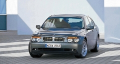 05-bmw-7-prvni-internet 68272