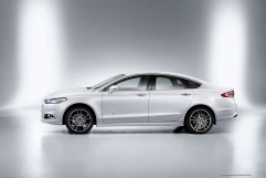 ford-mondeo-2013-prev-(4) 68541