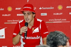 Fernando Alonso (Ferrari) udržel vedení v mistrovství světa