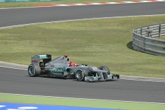 Mercedes-AMG GP W03, motor Mercedes-Benz FO 108Z; šéf týmu Ross Brawn (GB). Jezdci Michael Schumacher (D), Nico Rosberg (D)