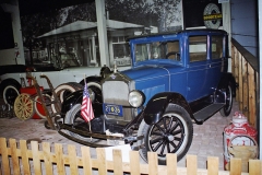 Star 2 Door Coach Panorama byl Durantovým pokusem o konkurenci Fordu Model T; prodal sto tisíc vozů se čtyřválcem 35 HP, ale pak značku změnil na Durant...