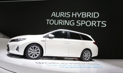Toyota Auris Touring Sports, po vzoru Corolly návrat kombi...