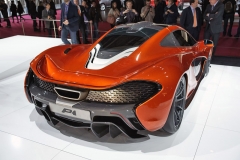 02-mclaren-p104 70499