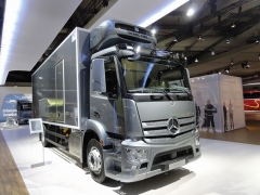Mercedes-Benz Antos 1832 L, představitel nové těžké řady