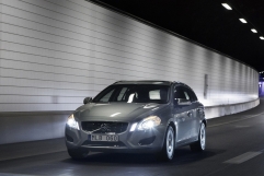 volvo-v60-hybrid-vyroba-(7) 71197