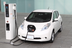 nissan-leaf-2013-(3) 71250