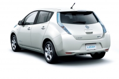 nissan-leaf-2013-(8) 71255