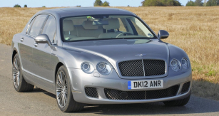 Bentley Continental Flying Spur, dvanáctiválec ve sportovní verzi Speed