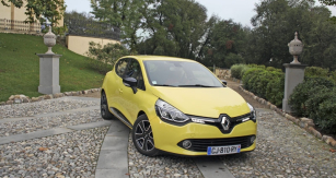 Renault Clio čtvrté generace přichází s novým směrem designu, jehož autorem je nový šéfdesigner Laurens van den Acker