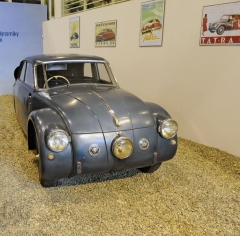 Tatra 77A, aerodynamická legenda z Kopřivnice (1936 – 1938)
