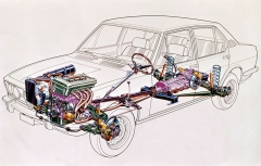 Průhledová kresba dobře odhaluje náročnou koncepci pohonné soustavy