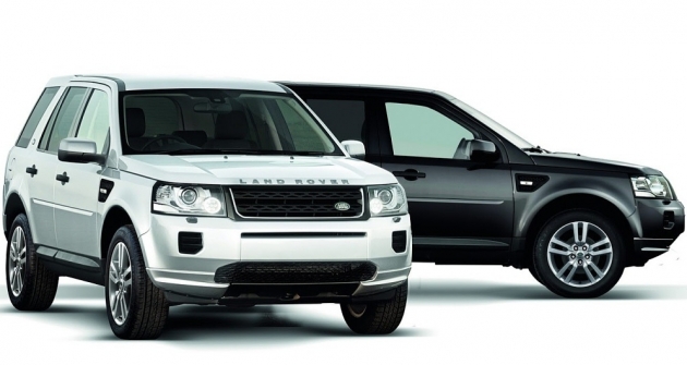 land-rover-freelander-ii-black-white-1 72463