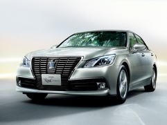 toyota-crown-royal-2013 72982