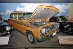 Jerrari pro Billa Harraha, kombinace Jeepu Wagoneer a motoru Ferrari V12 s pohonem všech kol (1977)