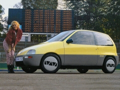 Opel Junior (1983) byl předobrazem druhé generace Corsy, vynikal délkou jen 3,41 metru, vyměnitelným panelem střechy a součinitelem odporu vzduchu cx = 0,31