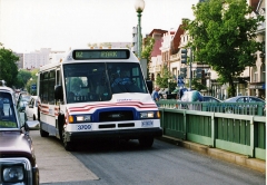 Kompaktní Orion II v ulicích Washingtonu (DC)