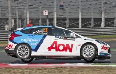 Tom Chilton s novým vozem Ford Focus S2000 TC