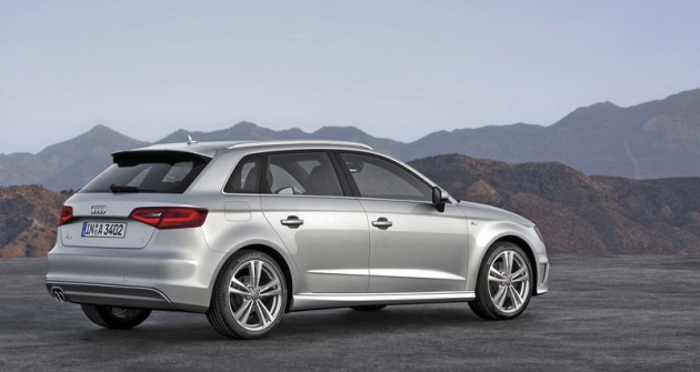 Audi A3 Sportback v těchto dnech rozšiřuje nabídku typů A3 také na českém trhu Audi A3 Sportback v těchto dnech rozšiřuje nabídku typů A3 také na českém trhu
