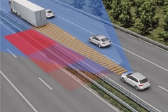 Systém Audi Pre Sense řidiče zpočátku varuje před rychle se blížící překážkou; v další fázích začne samočinně brzdit