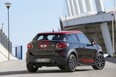 Mini Paceman je originálním spojením kupé a SUV podle vzoru větších typů BMW Group (X6 a nyní nový X4)